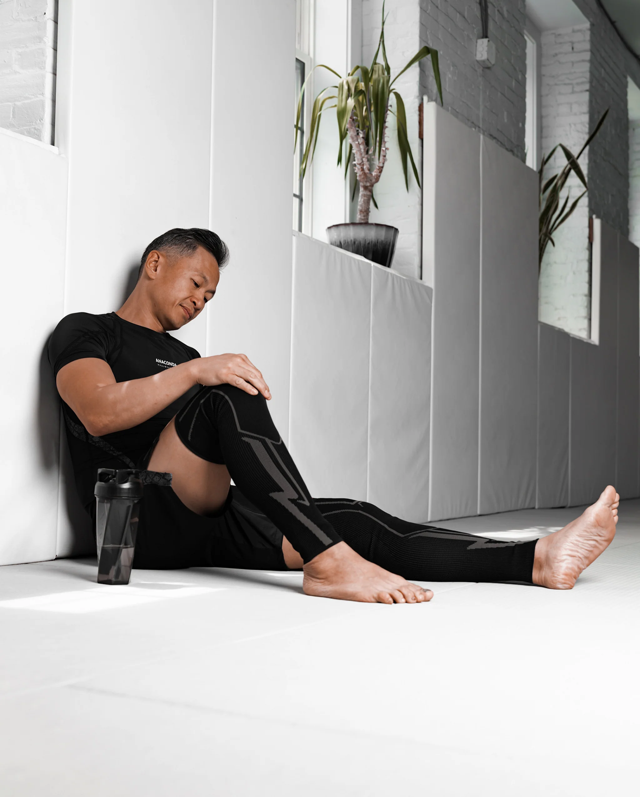 Anaconda Leg Support Sleeve - Image 11