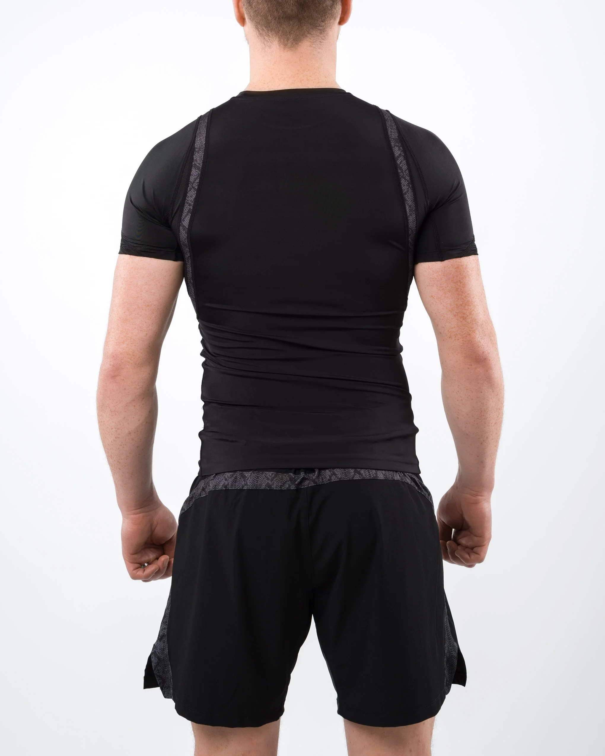 X-Vent Short Sleeve Rashguard Black - Image 3