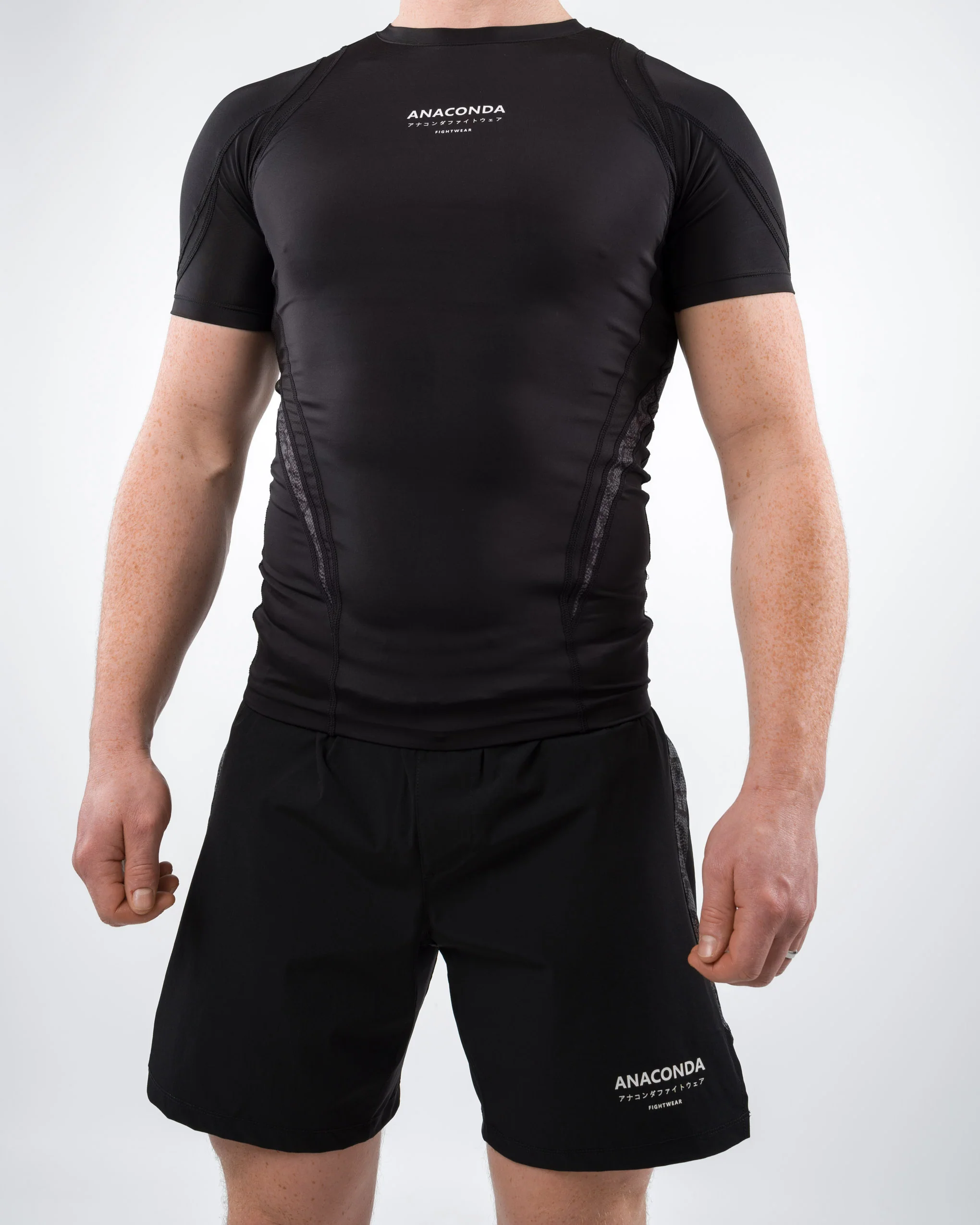 X-Vent Short Sleeve Rashguard Black - Image 4