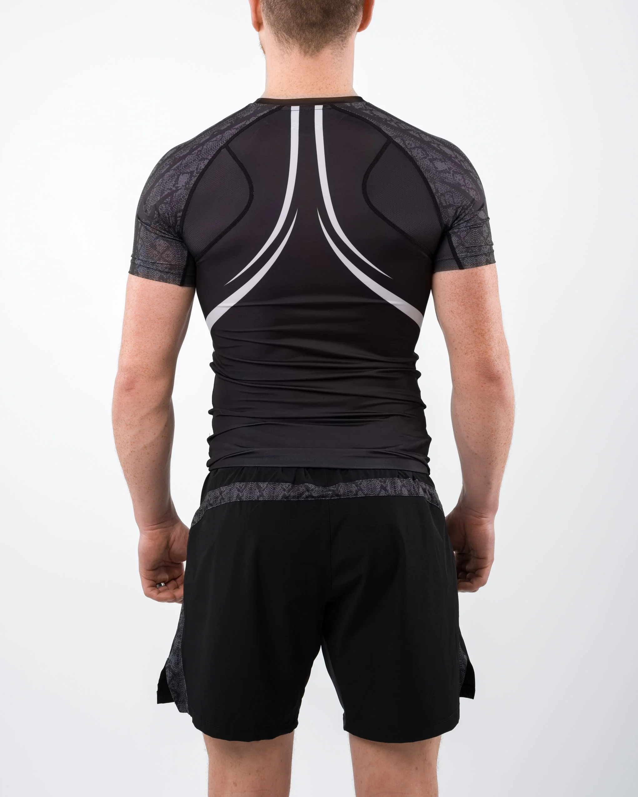 X-Vent Short Sleeve Rashguard - Image 4